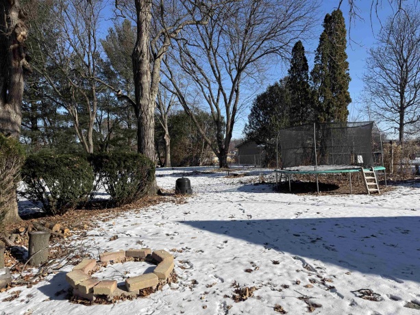 2032 Laurel, FREEPORT, Illinois 61032, 3 Bedrooms Bedrooms, ,2 BathroomsBathrooms,House,For Sale,Laurel,202600577