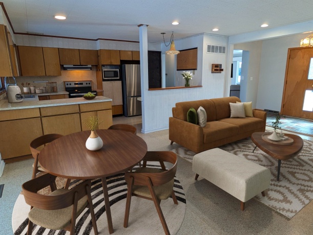 2032 Laurel, FREEPORT, Illinois 61032, 3 Bedrooms Bedrooms, ,2 BathroomsBathrooms,House,For Sale,Laurel,202600577