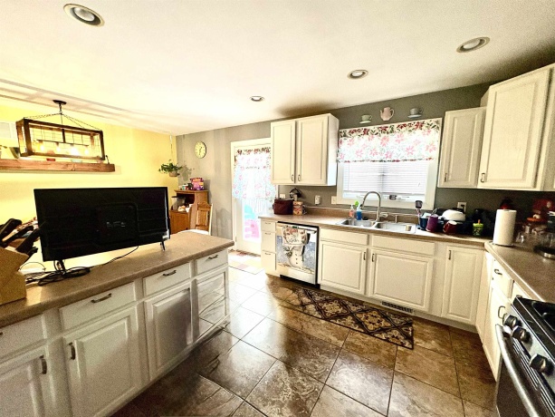 344 A Cassidy, Utica, Illinois 61373, 4 Bedrooms Bedrooms, ,2 BathroomsBathrooms,House,For Sale,Cassidy,202600582