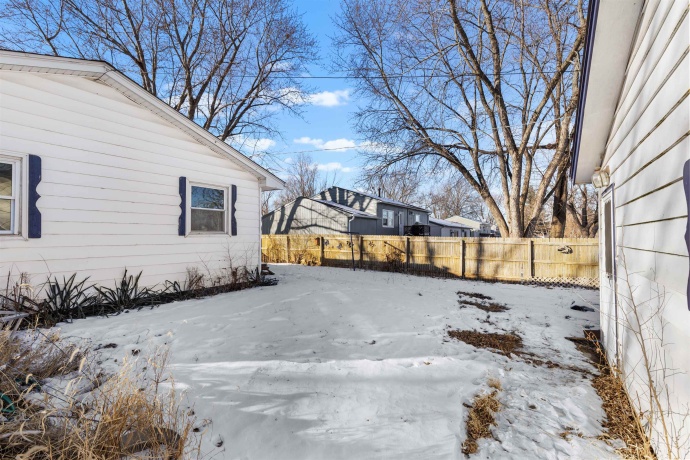 222 LIBERTY, MACHESNEY PARK, Illinois 61115, 2 Bedrooms Bedrooms, ,2 BathroomsBathrooms,House,For Sale,LIBERTY,202600586