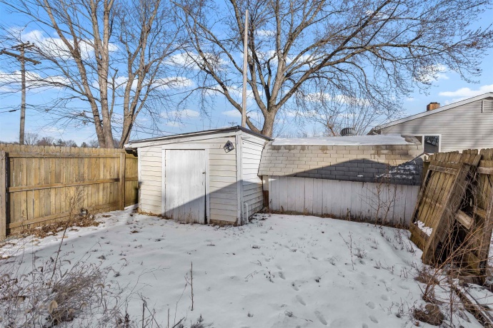 222 LIBERTY, MACHESNEY PARK, Illinois 61115, 2 Bedrooms Bedrooms, ,2 BathroomsBathrooms,House,For Sale,LIBERTY,202600586