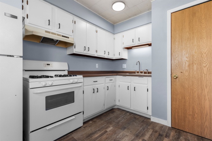 222 LIBERTY, MACHESNEY PARK, Illinois 61115, 2 Bedrooms Bedrooms, ,2 BathroomsBathrooms,House,For Sale,LIBERTY,202600586