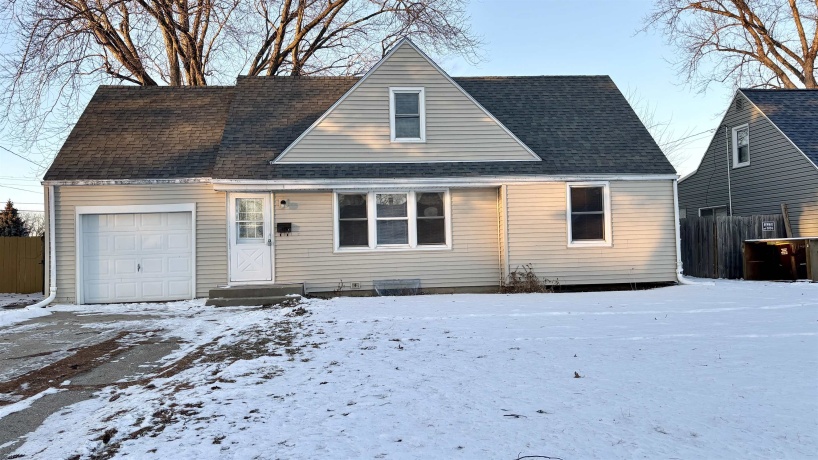 206 Hosmer, LOVES PARK, Illinois 61111, 3 Bedrooms Bedrooms, ,1 BathroomBathrooms,House,For Sale,Hosmer,202600590