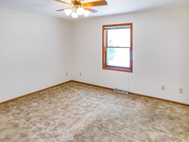 755 Loomis, ROCKTON, Illinois 61072, 3 Bedrooms Bedrooms, ,2 BathroomsBathrooms,House,For Sale,Loomis,202600592