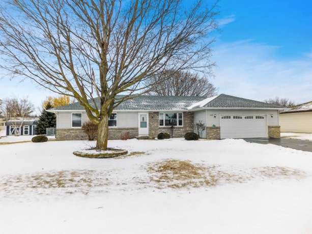 755 Loomis, ROCKTON, Illinois 61072, 3 Bedrooms Bedrooms, ,2 BathroomsBathrooms,House,For Sale,Loomis,202600592