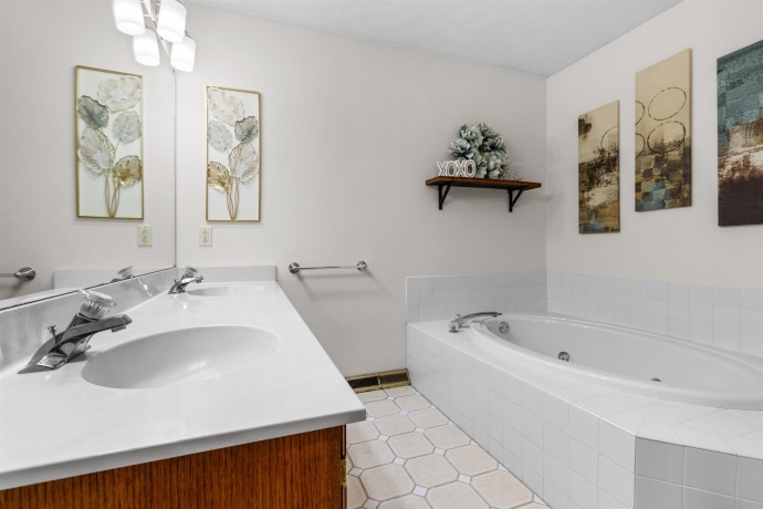 7467 McCurry, ROSCOE, Illinois 61073, 3 Bedrooms Bedrooms, ,2 BathroomsBathrooms,House,For Sale,McCurry,202600593