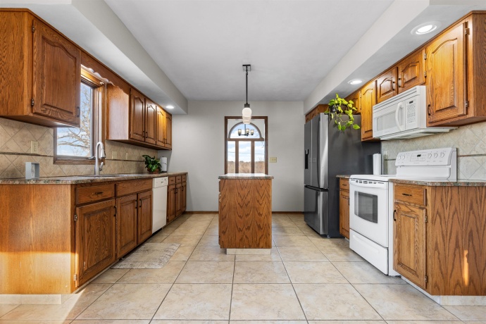 7467 McCurry, ROSCOE, Illinois 61073, 3 Bedrooms Bedrooms, ,2 BathroomsBathrooms,House,For Sale,McCurry,202600593