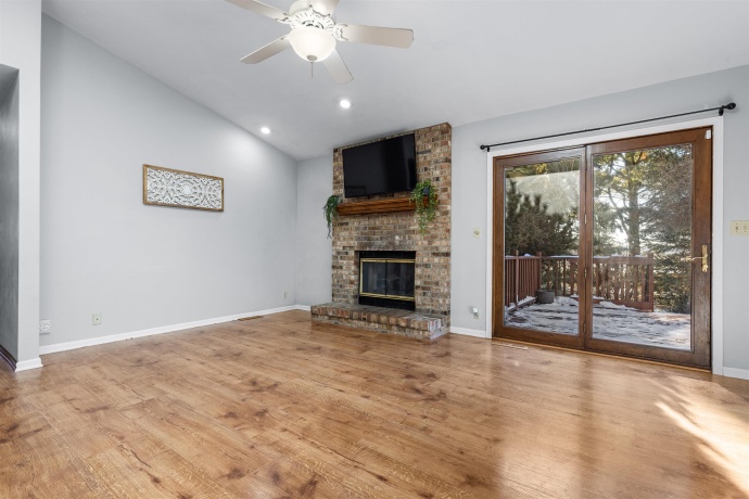 7467 McCurry, ROSCOE, Illinois 61073, 3 Bedrooms Bedrooms, ,2 BathroomsBathrooms,House,For Sale,McCurry,202600593