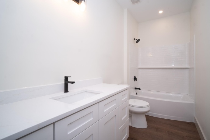 550 Cross Plains, ROCKFORD, Illinois 61107, 3 Bedrooms Bedrooms, ,2 BathroomsBathrooms,House,For Sale,Cross Plains,202600598