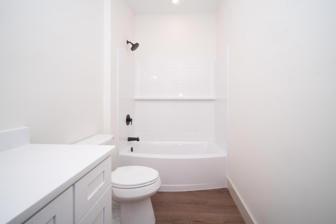 550 Cross Plains, ROCKFORD, Illinois 61107, 3 Bedrooms Bedrooms, ,2 BathroomsBathrooms,House,For Sale,Cross Plains,202600598