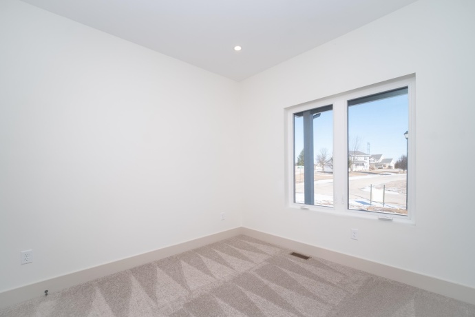 550 Cross Plains, ROCKFORD, Illinois 61107, 3 Bedrooms Bedrooms, ,2 BathroomsBathrooms,House,For Sale,Cross Plains,202600598