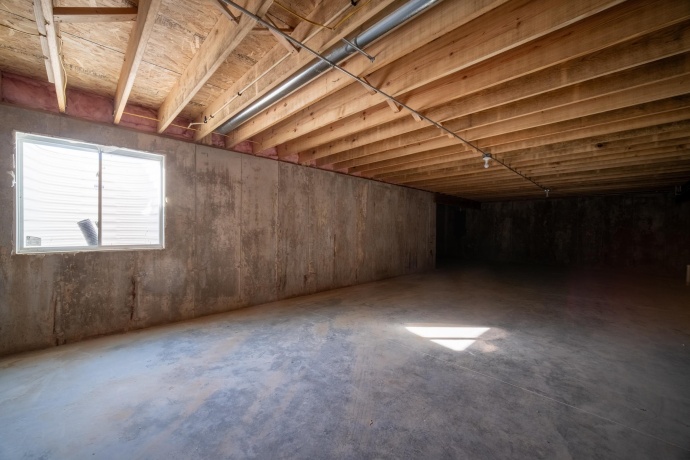 550 Cross Plains, ROCKFORD, Illinois 61107, 3 Bedrooms Bedrooms, ,2 BathroomsBathrooms,House,For Sale,Cross Plains,202600598