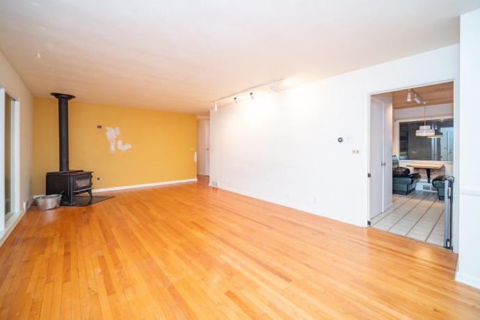 2812 Guilford, ROCKFORD, Illinois 61107, 3 Bedrooms Bedrooms, ,2 BathroomsBathrooms,House,For Sale,Guilford,202600599