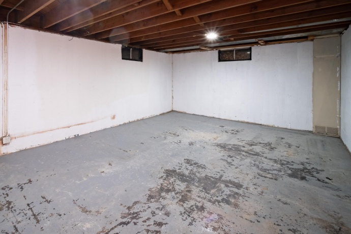 2812 Guilford, ROCKFORD, Illinois 61107, 3 Bedrooms Bedrooms, ,2 BathroomsBathrooms,House,For Sale,Guilford,202600599