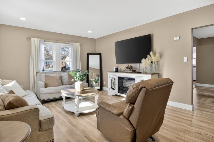 3308 California, ROCKFORD, Illinois 61108, 3 Bedrooms Bedrooms, ,1 BathroomBathrooms,House,For Sale,California,202600603