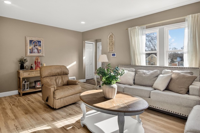 3308 California, ROCKFORD, Illinois 61108, 3 Bedrooms Bedrooms, ,1 BathroomBathrooms,House,For Sale,California,202600603