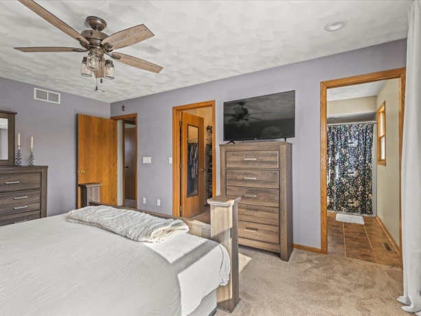 8629 Perth, CALEDONIA, Illinois 61011, 4 Bedrooms Bedrooms, ,2 BathroomsBathrooms,House,For Sale,Perth,202600611