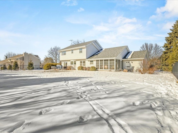 8629 Perth, CALEDONIA, Illinois 61011, 4 Bedrooms Bedrooms, ,2 BathroomsBathrooms,House,For Sale,Perth,202600611