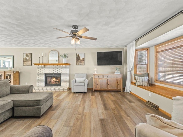 8629 Perth, CALEDONIA, Illinois 61011, 4 Bedrooms Bedrooms, ,2 BathroomsBathrooms,House,For Sale,Perth,202600611