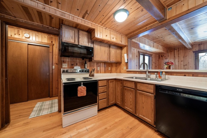 325 Rochester, POPLAR GROVE, Illinois 61065, 3 Bedrooms Bedrooms, ,2 BathroomsBathrooms,House,For Sale,Rochester,202600615