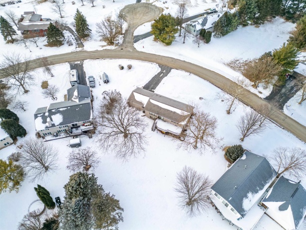 136 Lake Summerset, LAKE SUMMERSET, Illinois 61019, 3 Bedrooms Bedrooms, ,2 BathroomsBathrooms,House,For Sale,Lake Summerset,202600616