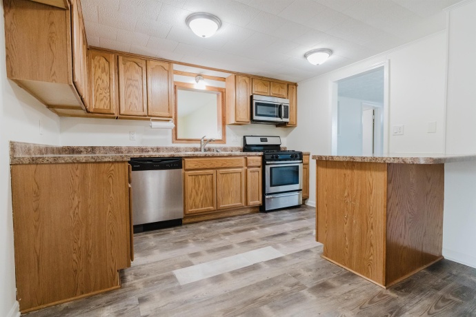 1035 8th, BELVIDERE, Illinois 61008, 2 Bedrooms Bedrooms, ,1 BathroomBathrooms,House,For Sale,8th,202600618