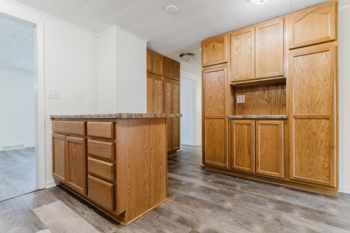 1035 8th, BELVIDERE, Illinois 61008, 2 Bedrooms Bedrooms, ,1 BathroomBathrooms,House,For Sale,8th,202600618