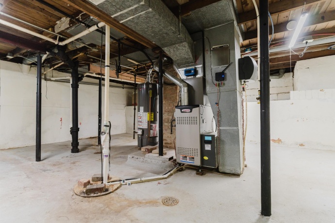 1035 8th, BELVIDERE, Illinois 61008, 2 Bedrooms Bedrooms, ,1 BathroomBathrooms,House,For Sale,8th,202600618