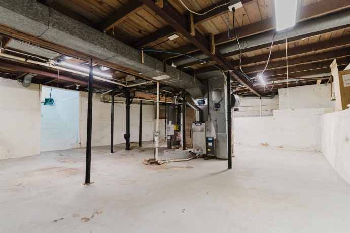 1035 8th, BELVIDERE, Illinois 61008, 2 Bedrooms Bedrooms, ,1 BathroomBathrooms,House,For Sale,8th,202600618