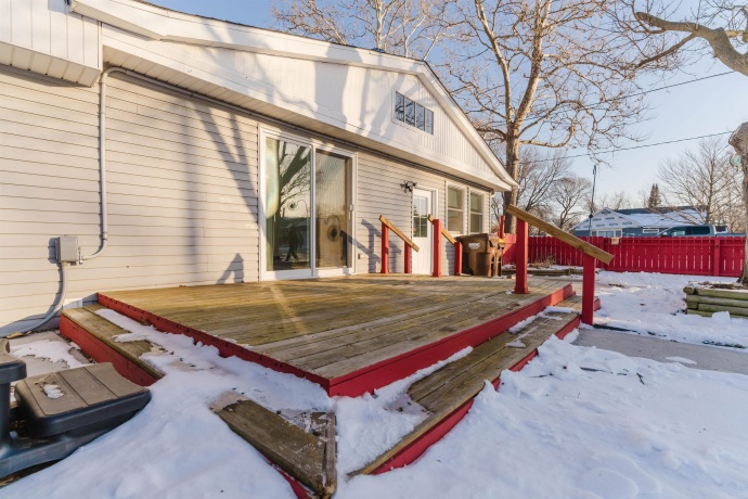 1035 8th, BELVIDERE, Illinois 61008, 2 Bedrooms Bedrooms, ,1 BathroomBathrooms,House,For Sale,8th,202600618