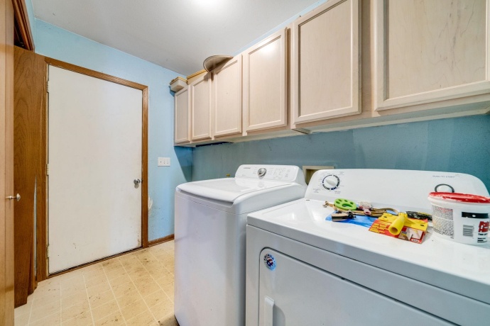 3724 Renfro, CHERRY VALLEY, Illinois 61016, 3 Bedrooms Bedrooms, ,2 BathroomsBathrooms,House,For Sale,Renfro,202600620