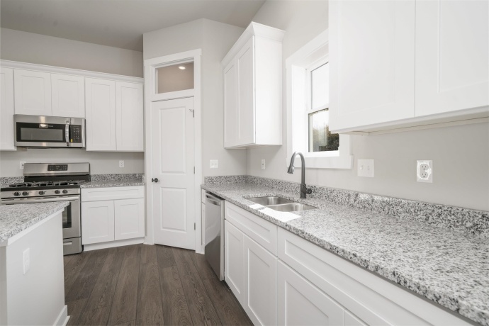 15311 Yellowstone, SOUTH BELOIT, Illinois 61080, 3 Bedrooms Bedrooms, ,2 BathroomsBathrooms,House,For Sale,Yellowstone,202600625