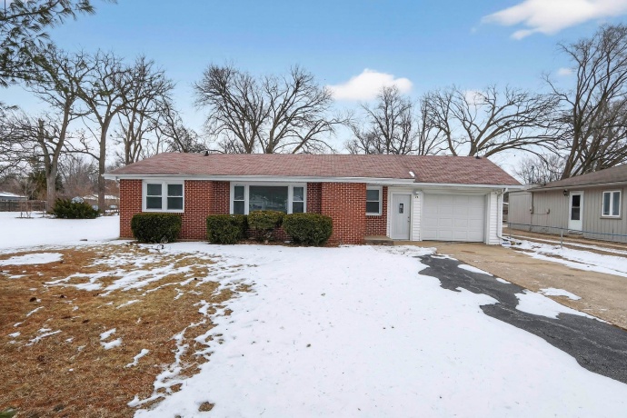 28 Liberty, MACHESNEY PARK, Illinois 61115, 3 Bedrooms Bedrooms, ,1 BathroomBathrooms,House,For Sale,Liberty,202600628