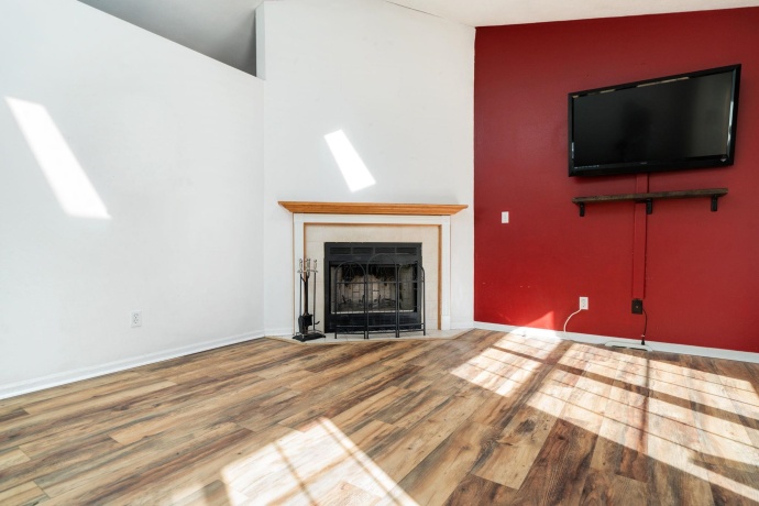 119 Liverpool, POPLAR GROVE, Illinois 61065, 4 Bedrooms Bedrooms, ,2 BathroomsBathrooms,House,For Sale,Liverpool,202600629