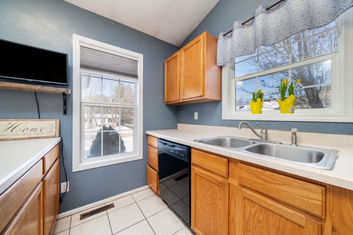 119 Liverpool, POPLAR GROVE, Illinois 61065, 4 Bedrooms Bedrooms, ,2 BathroomsBathrooms,House,For Sale,Liverpool,202600629