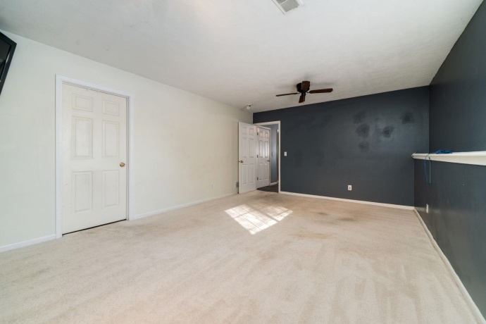 119 Liverpool, POPLAR GROVE, Illinois 61065, 4 Bedrooms Bedrooms, ,2 BathroomsBathrooms,House,For Sale,Liverpool,202600629