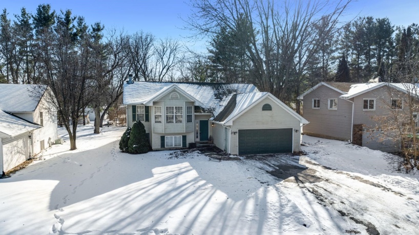 119 Liverpool, POPLAR GROVE, Illinois 61065, 4 Bedrooms Bedrooms, ,2 BathroomsBathrooms,House,For Sale,Liverpool,202600629