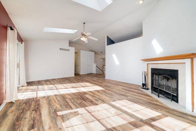 119 Liverpool, POPLAR GROVE, Illinois 61065, 4 Bedrooms Bedrooms, ,2 BathroomsBathrooms,House,For Sale,Liverpool,202600629