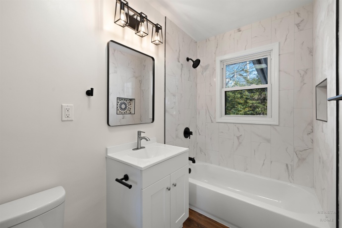 1423 Roncevalles, ROCKFORD, Illinois 61107, 3 Bedrooms Bedrooms, ,1 BathroomBathrooms,House,For Sale,Roncevalles,202600633