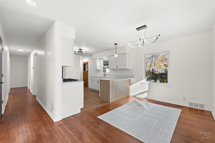 1423 Roncevalles, ROCKFORD, Illinois 61107, 3 Bedrooms Bedrooms, ,1 BathroomBathrooms,House,For Sale,Roncevalles,202600633