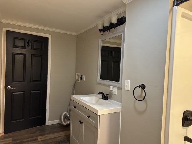 11027 HILLCREST, SAVANNA, Illinois 61074, 5 Bedrooms Bedrooms, ,2 BathroomsBathrooms,House,For Sale,HILLCREST,202507324