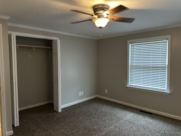 11027 HILLCREST, SAVANNA, Illinois 61074, 5 Bedrooms Bedrooms, ,2 BathroomsBathrooms,House,For Sale,HILLCREST,202507324