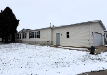 101 Club, BELVIDERE, Illinois 61008, 3 Bedrooms Bedrooms, ,2 BathroomsBathrooms,House,For Sale,Club,202600322
