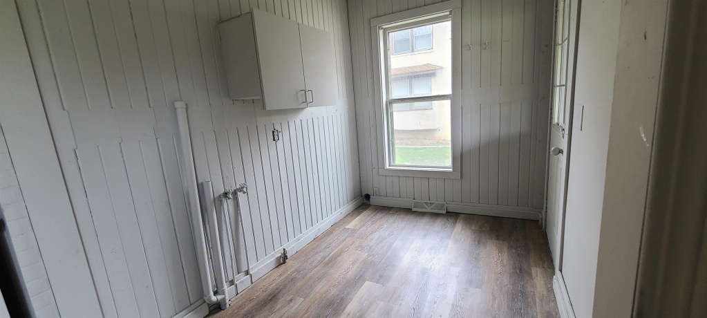 421 7th, ROCHELLE, Illinois 61068, 3 Bedrooms Bedrooms, ,1 BathroomBathrooms,House,For Sale,7th,202600636