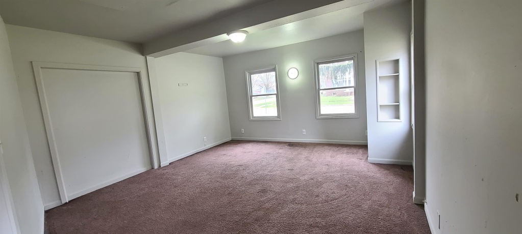 421 7th, ROCHELLE, Illinois 61068, 3 Bedrooms Bedrooms, ,1 BathroomBathrooms,House,For Sale,7th,202600636