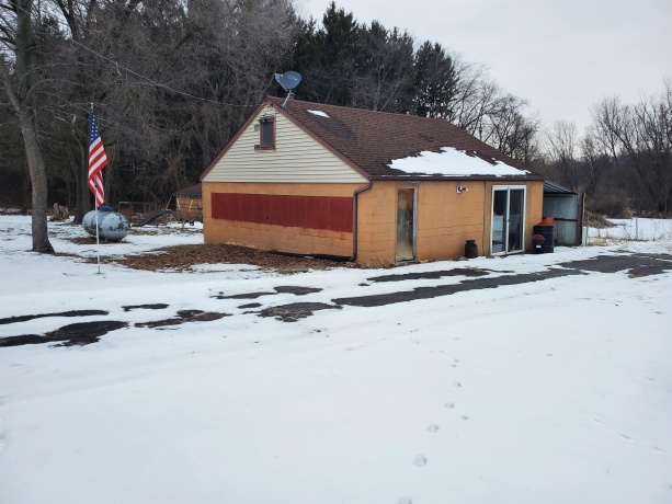 6858 Safford, ROCKFORD, Illinois 61101, 5 Bedrooms Bedrooms, ,2 BathroomsBathrooms,House,For Sale,Safford,202600639