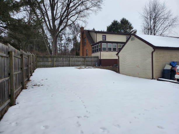 6858 Safford, ROCKFORD, Illinois 61101, 5 Bedrooms Bedrooms, ,2 BathroomsBathrooms,House,For Sale,Safford,202600639