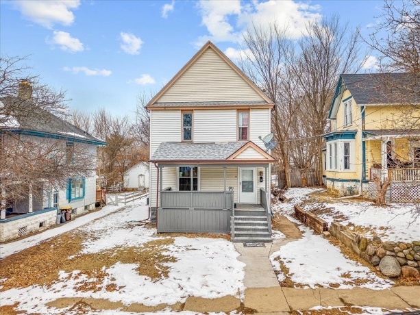 1128 Grant, ROCKFORD, Illinois 61103, ,2 Units,For Sale,Grant,202600637