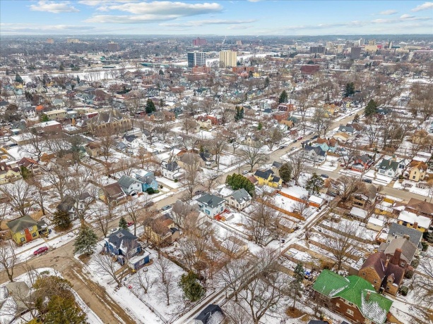 1128 Grant, ROCKFORD, Illinois 61103, ,2 Units,For Sale,Grant,202600637