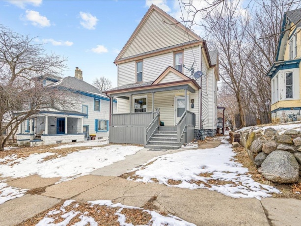 1128 Grant, ROCKFORD, Illinois 61103, ,2 Units,For Sale,Grant,202600637